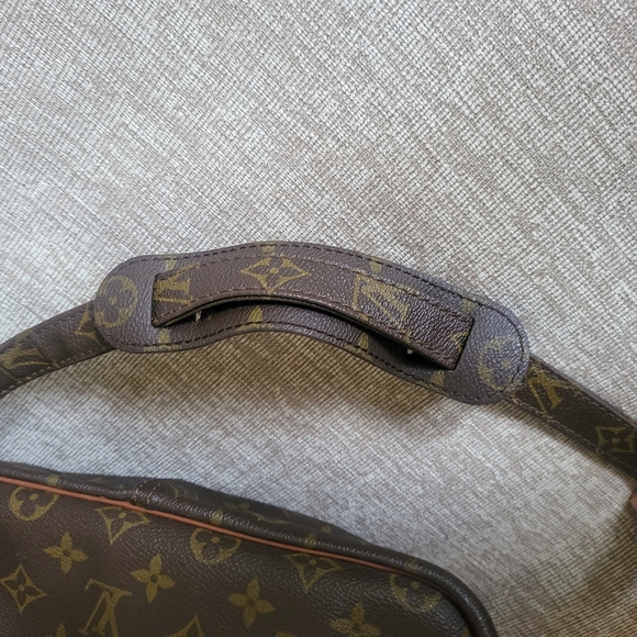 Louis Vuitton LV Monogram Marceau GM Vintage Crossbody Bag. - Picture 9 of 14